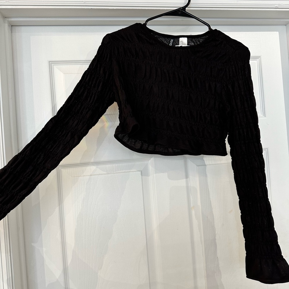 Divided Long Sleeve Crop Top